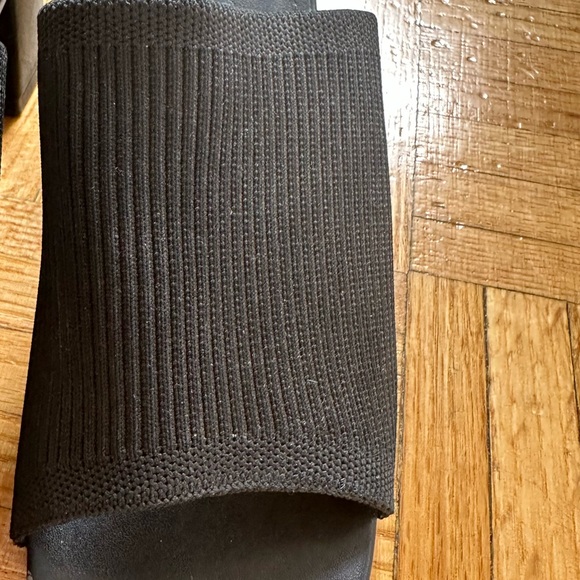 Black Slide Sandals - Open-toe - Heels - US Women’s 38 - SHEIN - Picture 3 of 6